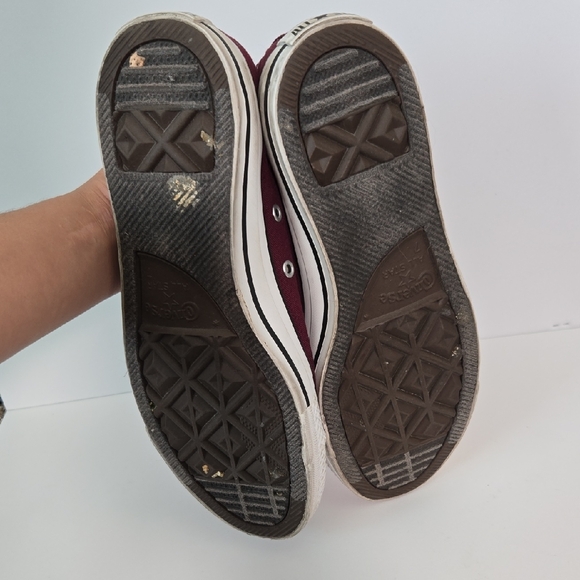Converse Burgundy and White Women's Shoes - Picture 5 of 8